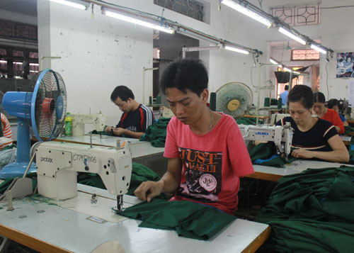 Babeeni Vietnam Co Ltd's Hai Duong branch cares about interests of employees with disabilities